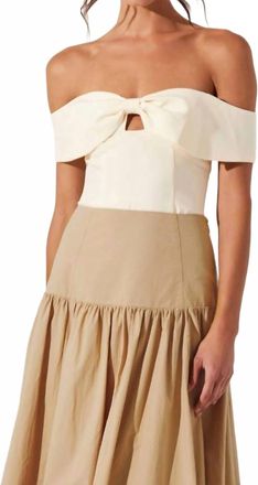 Astr Telayna Off Shoulder Bow Top In Off White