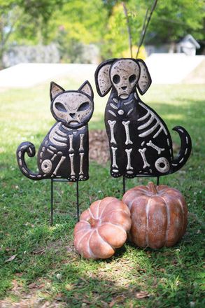 Kalalou Set Of Two Cat And Dog Skeleton Yard Picks