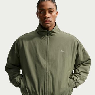 Nike Mens Standard Issue Nike Mens Dri-FIT Woven Basketball Jacket in Green | IM5903-222