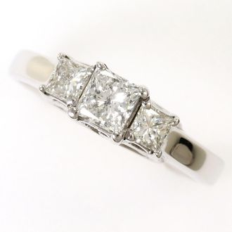 C&A White Gold White Gold (14K) Band Ring (Pre-Owned)