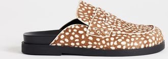 Topshop Addie - Sabot stile mocassini in vera pelle cavallino con stampa cerbiatto-Marrone