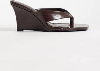 Simmi London Simmi London - Senia - Sandali infradito con zeppa color cioccolato in vernice-Marrone