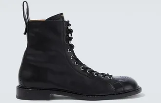 Versace Botas Billy de piel perforada