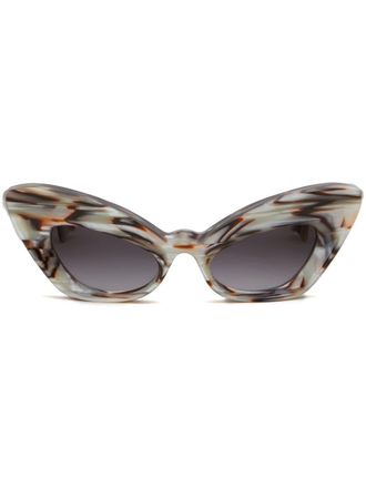 Marni Eyewear cat-eye frame sunglasses - Neutrals