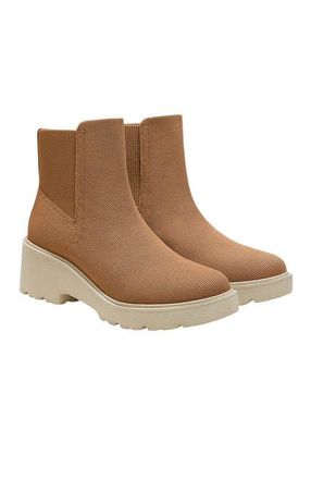 Vivaia Round-Toe Chunky Platform Travel Boots in Brown at Nordstrom, Size 9.5