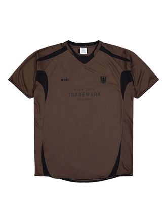 VETEMENTS Trademark Football number-77 panelled jersey - CHOCOLATE BROWN