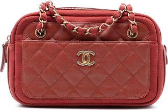 Chanel 2018-2019 Paris Hamburg Quilted Lambskin and Jersey Camera Case shoulder bag - Rosso