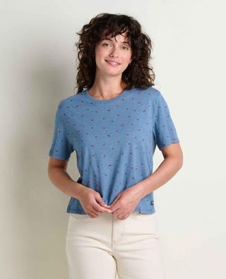 Toad & Co Womens Boundless Jersey Short Sleeve Crew in Pacific Blue Print at Nordstrom, Size X-Large