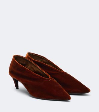 Khaite Miriam velvet pumps
