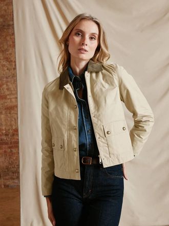 FAIRFAX & FAVOR Tabitha Short Wax Jacket In Oatmeal
