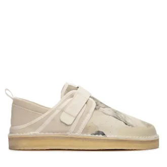 Clarks Trek Taiyo in White Suede