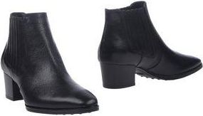 Tod's FOOTWEAR - Ankle boots sur YOOX.COM