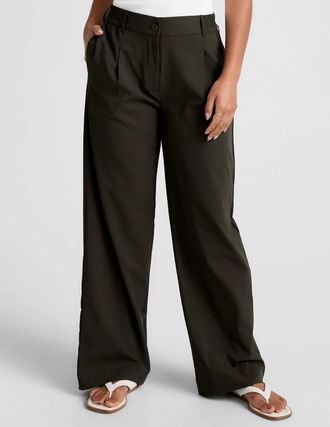 Beyond Yoga Status Pleated Wide Leg Trouser In Olive Ink