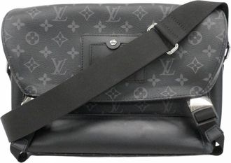 Louis Vuitton Black Shoulder Bag (Pre-Owned)