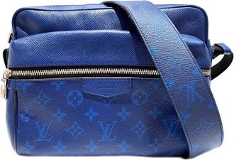 Louis Vuitton Taigarama Blue Leather Shoulder Bag (Pre-Owned)