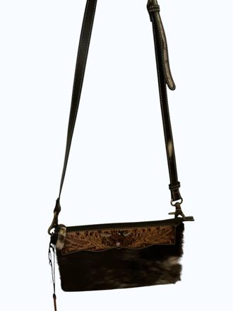 Myraswim Womens Bloomin Steer Clutch In Black