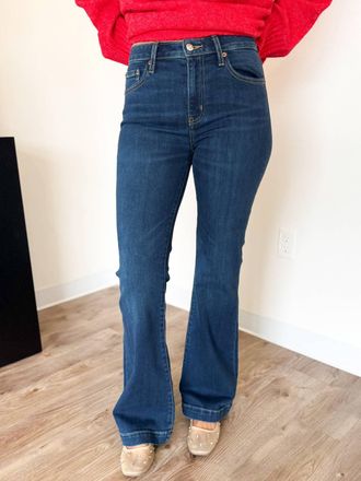 Daze Scout Mid Rise Flare Jeans In Dark Wash