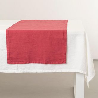 Creole Livia table runner - no iron, raspberry