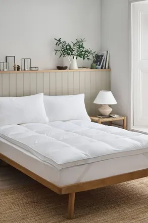 Christy Cloud Loft Luxurious Micro Loft Mattress Topper in White | Size: King