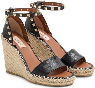 Valentino Garavani Rockstud Espadrille Wedge Sandal in Natural/black at Nordstrom, Size 39