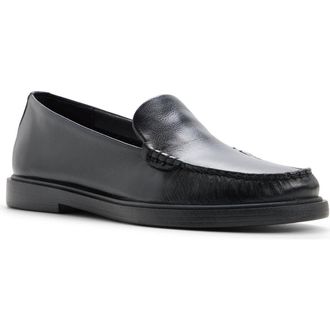 G.H. Bass & Co. Sloane Moc Toe Loafer in Black at Nordstrom, Size 7.5