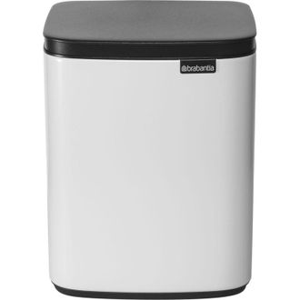 Brabantia Cubo De Basura Bo 7l Cubo Rectangular Compacto Con Tapa De Cierre Suave Y Cubo Interior Extra&iacute;ble Dise&ntilde;o Para Montaje En Pared O Independiente Para Ba