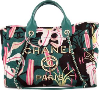 Chanel Deauville NM Printed Velvet with Wooden Pearls Small tote bag - Verde
