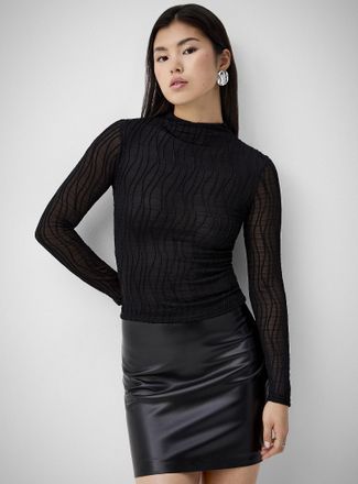 Icone Womens Fitted textured-wave mock-neck T-shirt