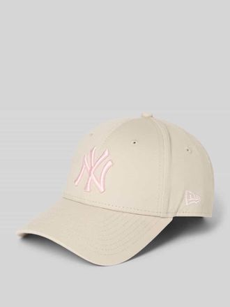 New Era New Era Base Cap mit Motiv-Stitching in Ecru, Gr&ouml;&szlig;e 1