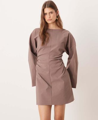 Asos Vestito corto in bengalina color fungo con maniche svasate e schiena scoperta-Marrone