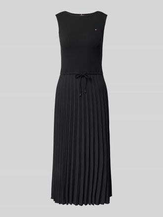 Tommy Hilfiger Slim Fit Midikleid aus Viskose-Mix in BLACK, Gr&ouml;&szlig;e XS