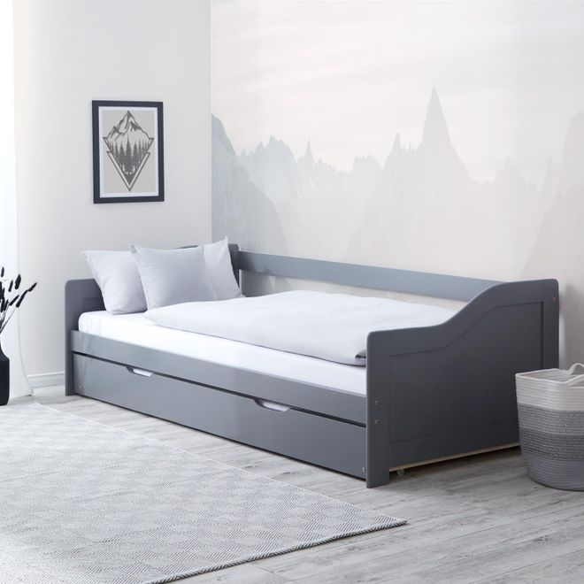 Homestyle4u Kinderbett 90x200 ausziehbar mit Schublade & 2 Matratzen Lattenrost Massivholzbett Kojenbett Gästebett Grau Kiefer massiv Holz ab 379,95 €