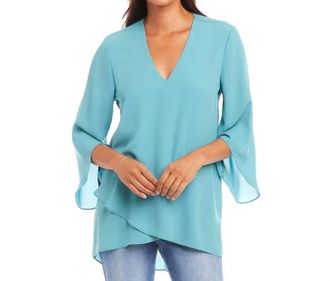 Karen Kane Bracelet Sleeve Asymmetric Top In Aqua