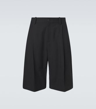 STUDIO NICHOLSON Cotton and linen Bermuda shorts