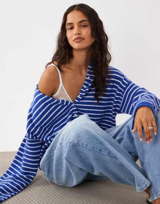 Abercrombie & Fitch cardigan leggero lavorato a maglia a righe blu