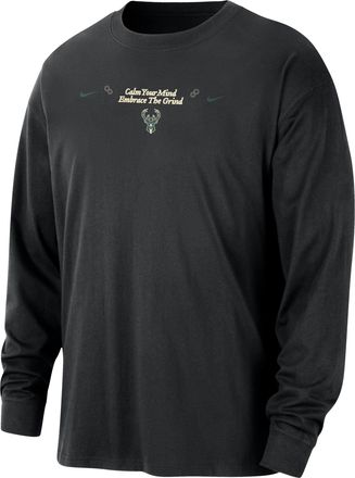 Nike Milwaukee Bucks Courtside Nike Mens NBA Max90 Long-Sleeve T-Shirt in Black | HQ0665-010