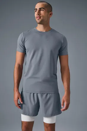 Alo | Conquer Reform Crewneck Short Sleeve Top in Steel Grey, Size: Medium