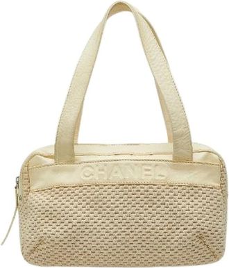 Chanel Pre-owned Handbags, female, Beige, Size: ONE SIZE Pre-owned Vintage Handbag