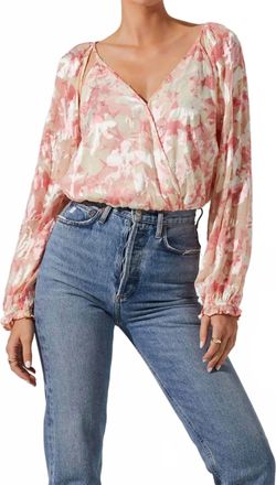 Astr Kamari Top In Pink Burnout