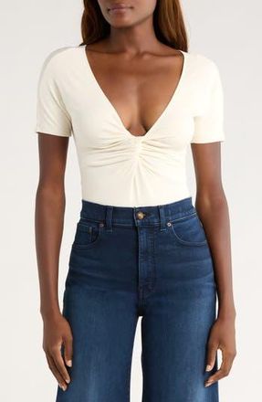 Good American Twist Front Jersey Bodysuit in Ecru003 at Nordstrom Rack, Size 3X-Large