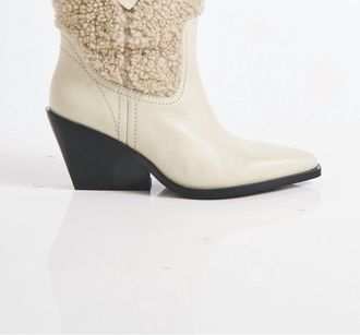 Free People Womens Pitchfork Shearling Western Boot In Ivory Arctic
