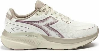 Diadora Womens Mythos Blushield Vigore V Shoes In Snow White /almond Milk