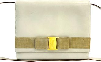 Ferragamo Leather Pochette Shoulder Bag (Pre-Owned)