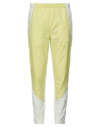 On PARTES DE ABAJO - Pantalones en YOOX.COM