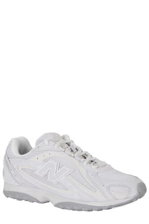 New Balance Lifestyle 204L Light Grey Suede Sneakers