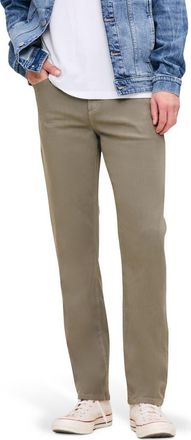 DL1961 Russell Slim Straight Leg Jeans in Belfast at Nordstrom, Size 33 X 32