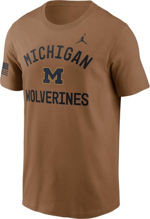 Nike Mens Michigan Courtside Jordan Brand Dri-FIT College T-Shirt in Brown | 0JET2EAMWN-WYJ