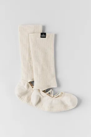 Alo | Womens Strappy Siren Grip Socks in Oatmeal Heather, Size: Medium/Large
