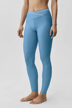Alo | Airlift High-Waist Trifecta Legging in California Blue/White, Size: Medium