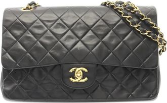 Chanel Matelasse shoulder bag - Black
